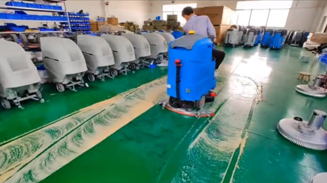 菏泽2023年还在用人工的物业保洁不妨试试洗地机吧